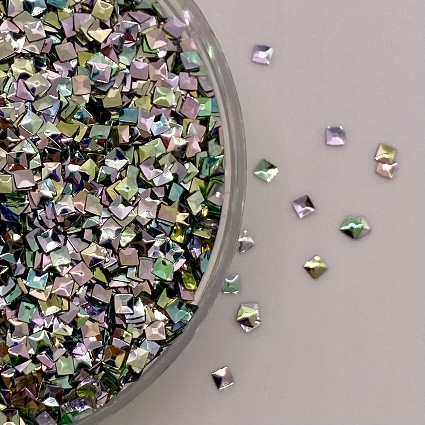 3D SQUARE GLITTER-001